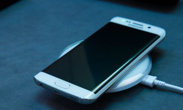 Cuántas horas se debe cargar un celular nuevo Samsung